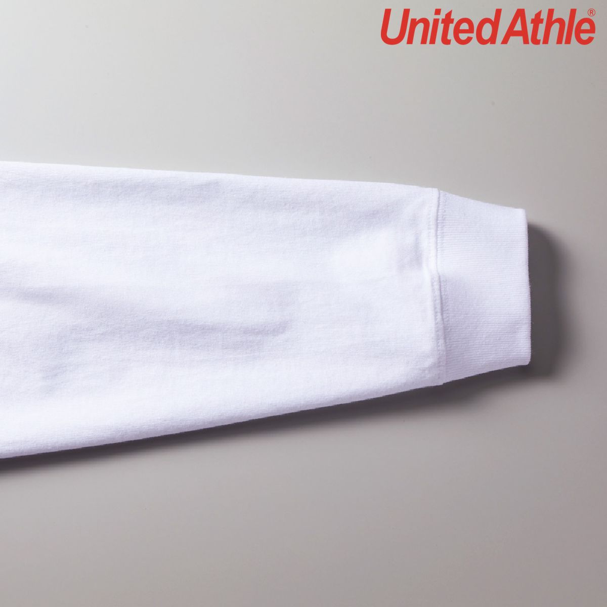 The cuffs and rib seam lines are durable double stitch finish