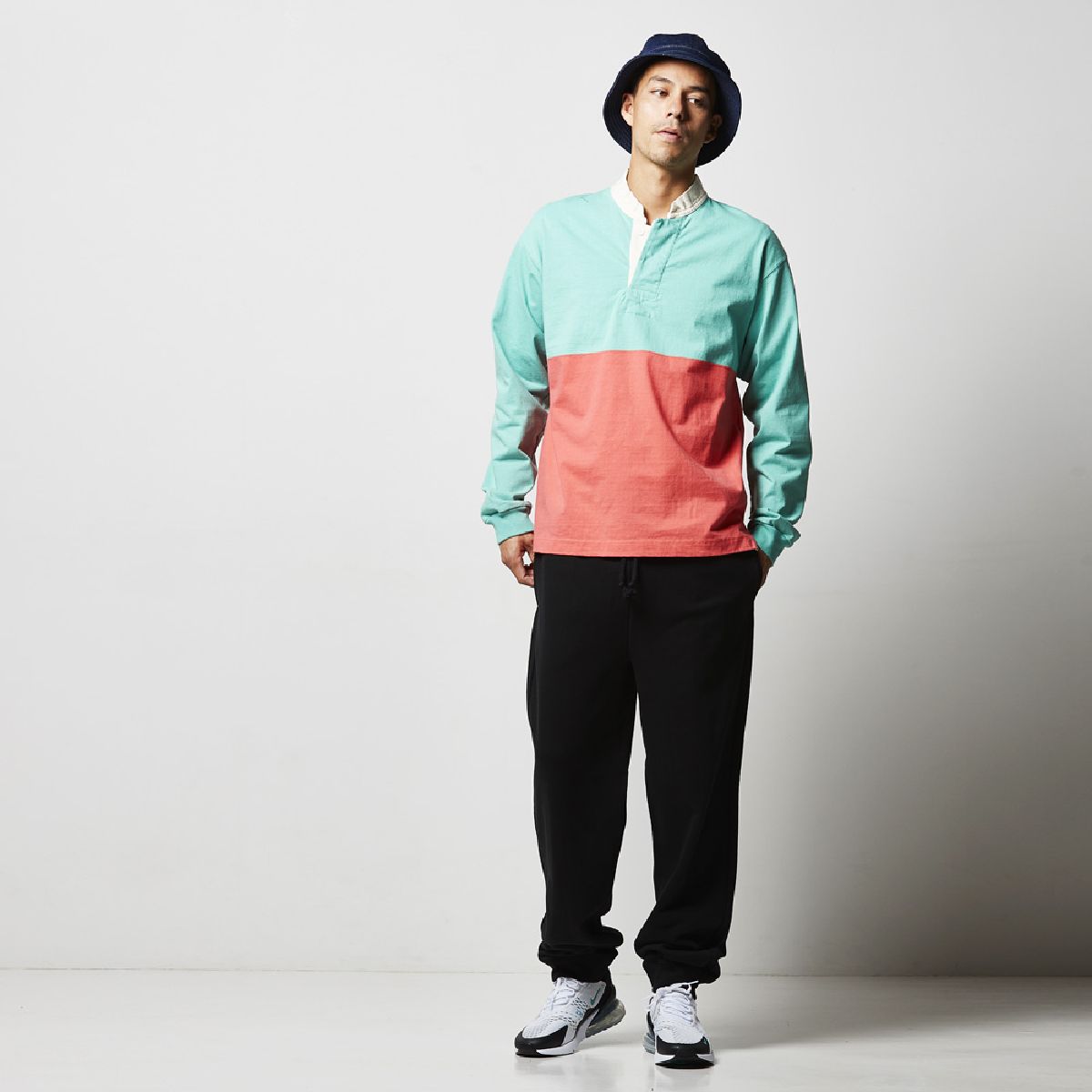 Height 182cm XL Size 002. Wearing black