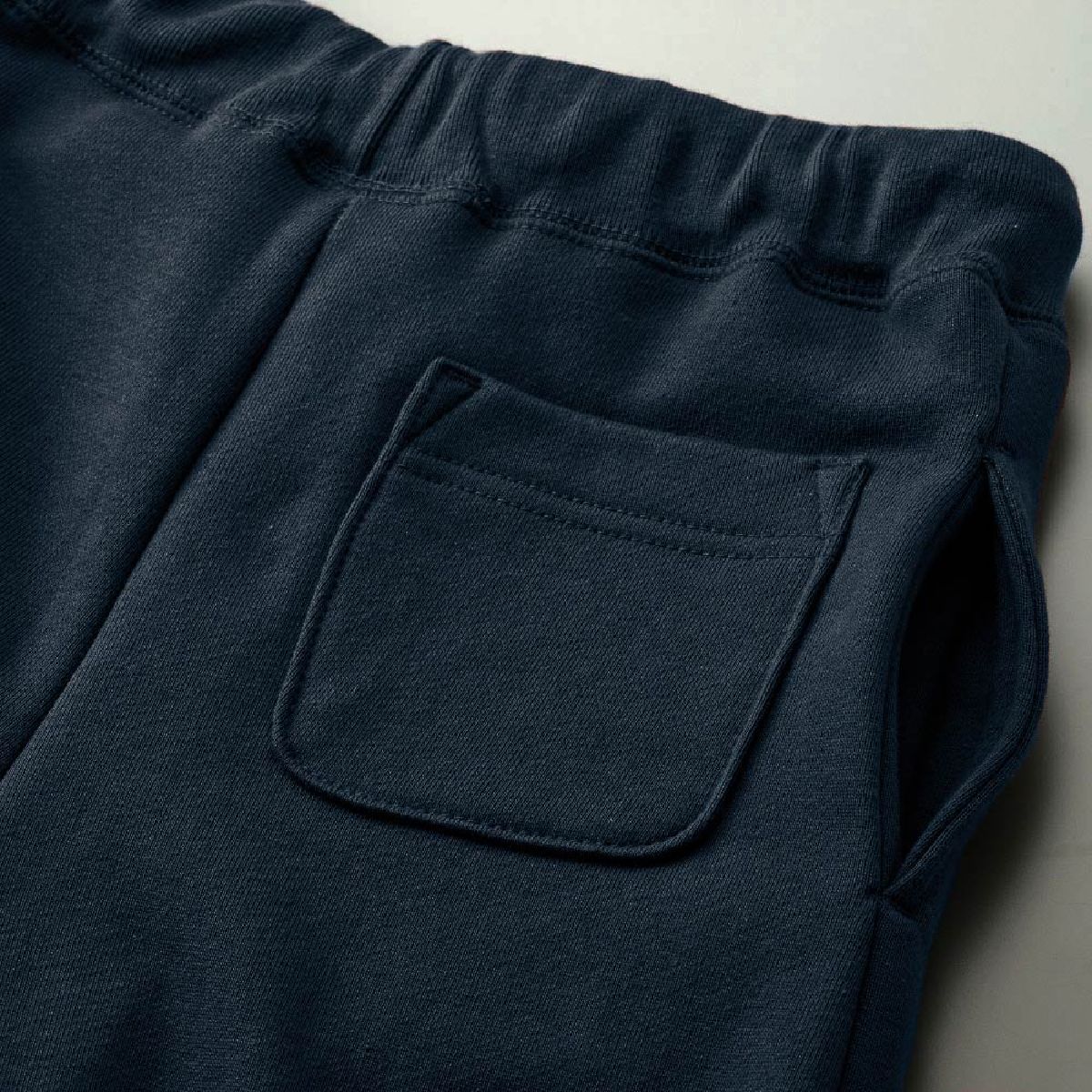 Hip pocket (right side only)