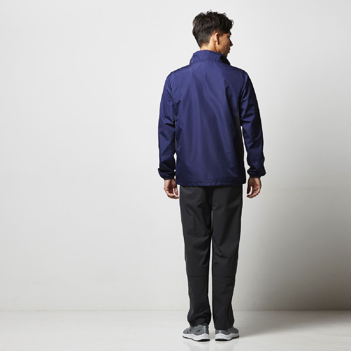 Height 182cm L size Buck silhouette