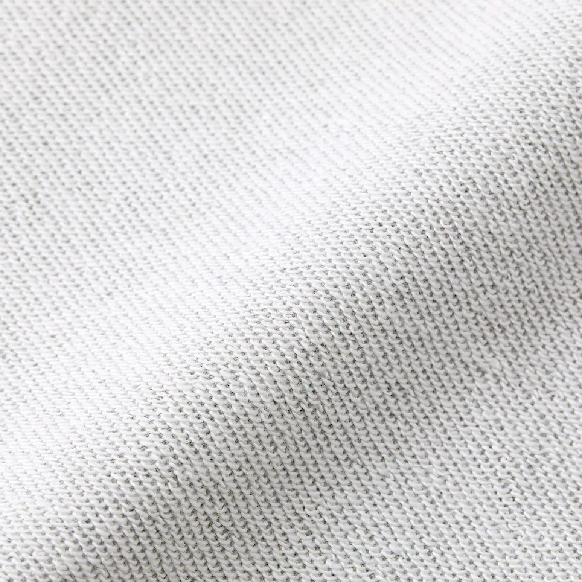 The backside features a back pile (back fur) with elasticity and water absorption.