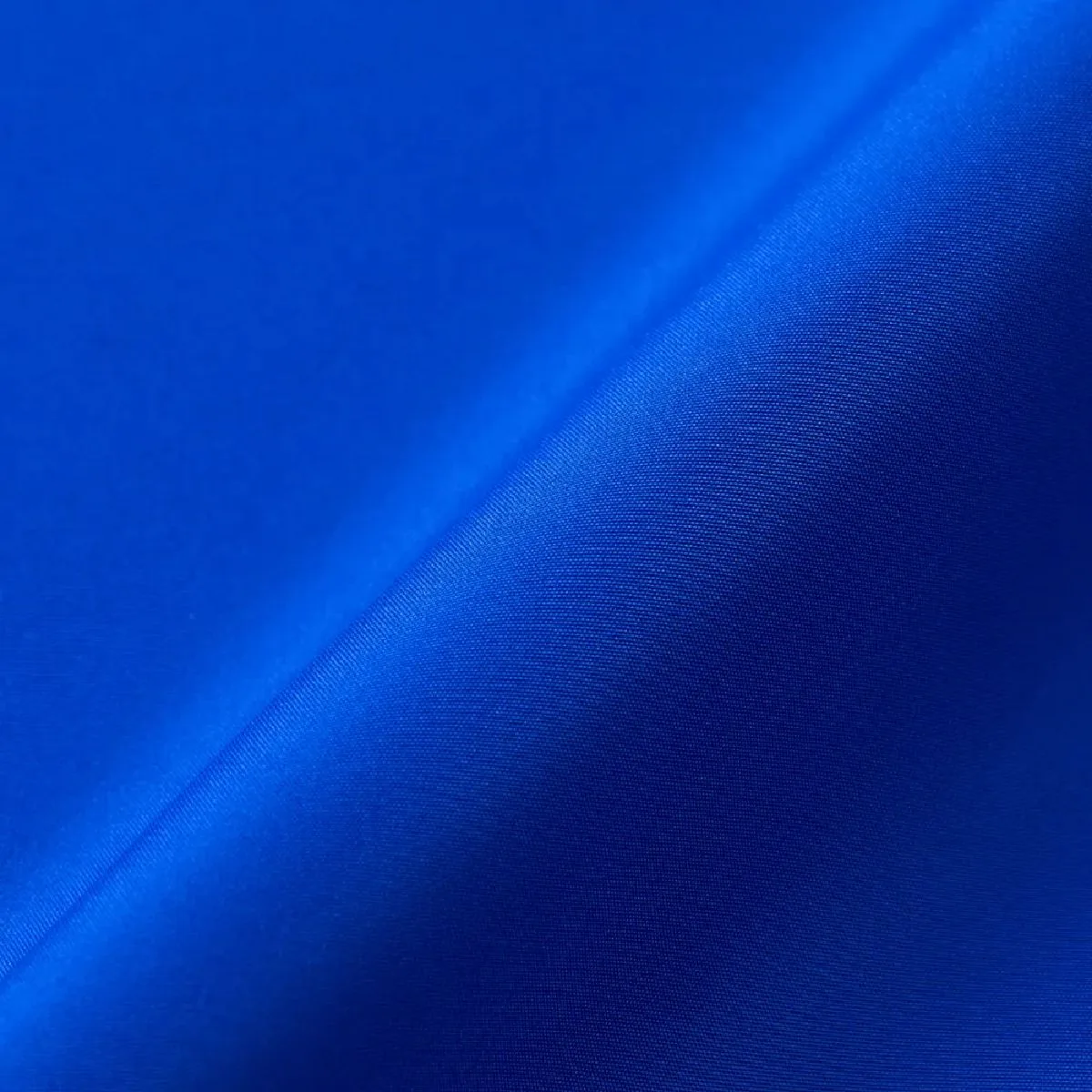 A matte texture DUSPO fabric made from recycled polyester.
