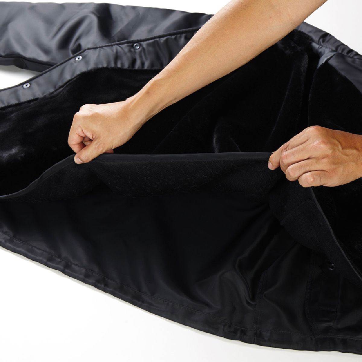 Features a floating hem design, making it convenient for printing.